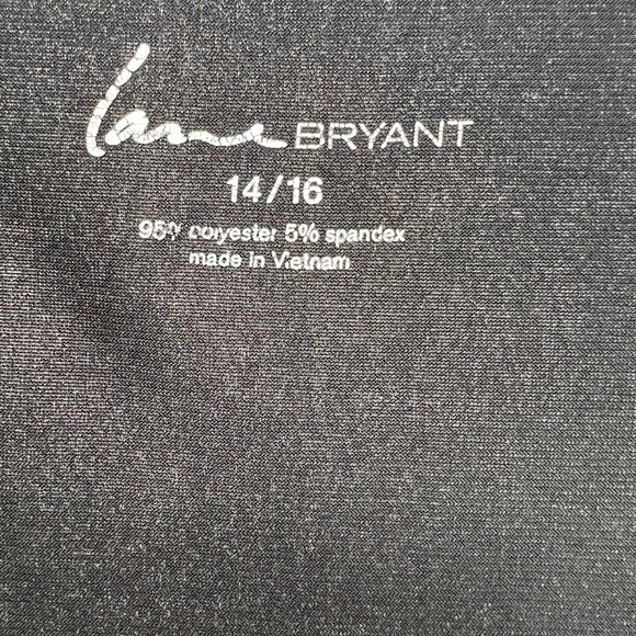 Lane Bryant black 14/16 faux wrap top 3/4 sleeve stretchy casual business work - Picture 5 of 8